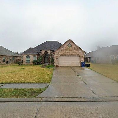 103 Wisteria St, Richwood, TX 77531