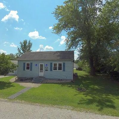 104 E 3 Rd South St, Mount Olive, IL 62069