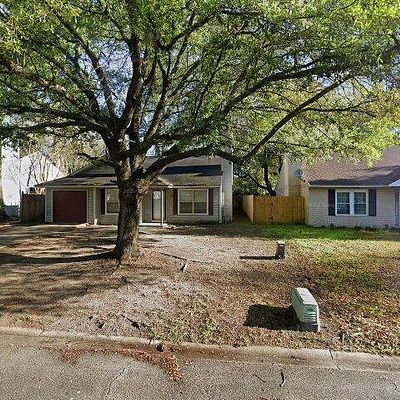 104 Morekis Dr, Savannah, GA 31406