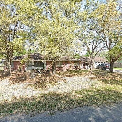 105 E 7 Th St, Yorktown, TX 78164