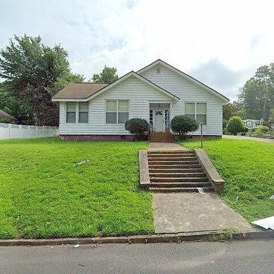 106 Jefferson St, Valley, AL 36854