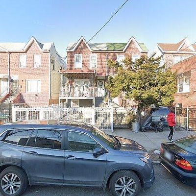 1065 E 231 St St, Bronx, NY 10466