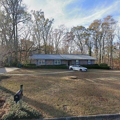 107 Ridgewood Ln, Eufaula, AL 36027