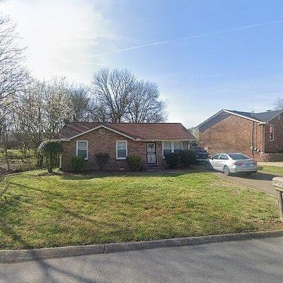 107 Ryan Dr, Hendersonville, TN 37075