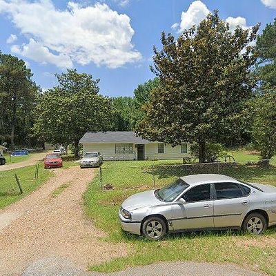 107 Willie Burrell Dr, Canton, MS 39046
