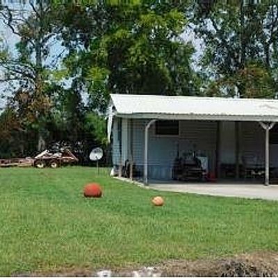 1077 M Anse Broussard Hwy, Breaux Bridge, LA 70517