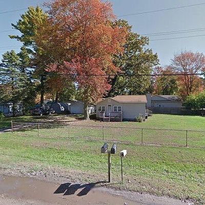 1078 S Woodland St, Muskegon, MI 49442