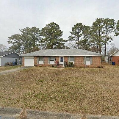 108 Estate Dr, Jacksonville, NC 28540