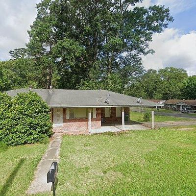 109 Clark St, Petal, MS 39465