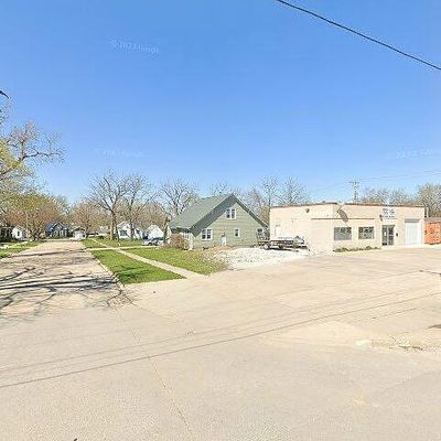 11 7 Th Ave Ne, Oelwein, IA 50662