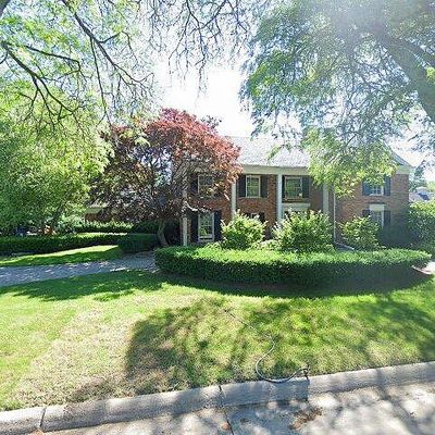 14 Stratford Pl, Grosse Pointe, MI 48230