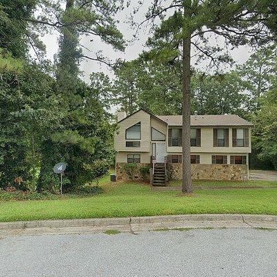 140 Ravencliff Ln, Atlanta, GA 30349