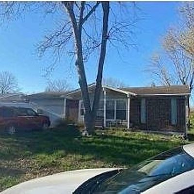 1405 Birch St, Pacific, MO 63069