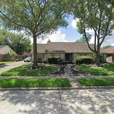 14106 Falling Elm Ln, Houston, TX 77015