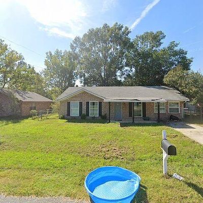 1414 Camelia Dr, Deridder, LA 70634