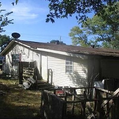 1424 Highway 142, Selmer, TN 38375