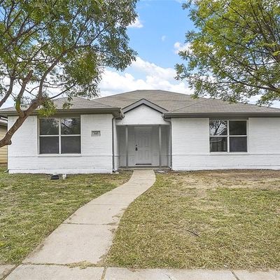 143 Spelt Ln, Dallas, TX 75241