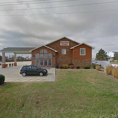 1453 Highway Y, Bolivar, MO 65613