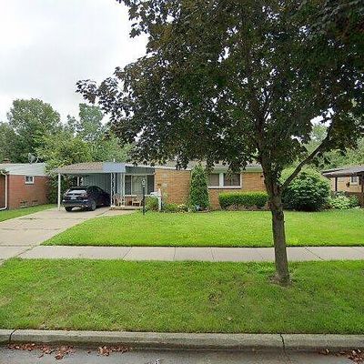 14561 Leslie St, Oak Park, MI 48237