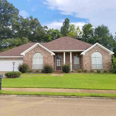 148 Raulston Dr, Byram, MS 39272