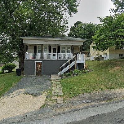 15 Beverley Ct, Staunton, VA 24401