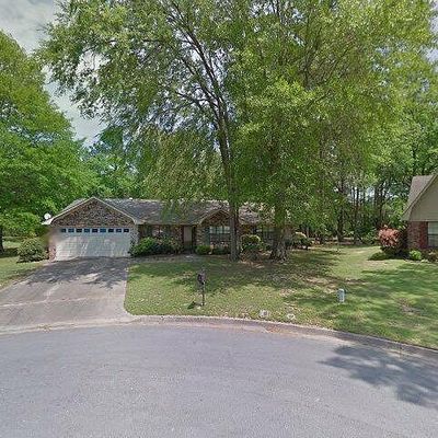 15 Foxcroft Ln, Pine Bluff, AR 71603