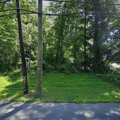 15 Godfrey Rd W, Weston, CT 06883