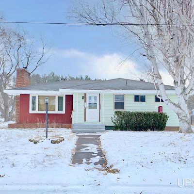 1505 Hollyhock St, Ishpeming, MI 49849