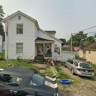 1515 Arthur Ave, Coshocton, OH 43812