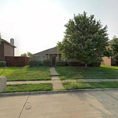 1518 Aberdeen Dr, Lancaster, TX 75134