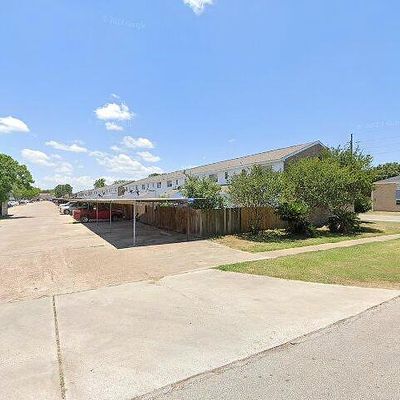 1522 Eagle Lake Rd, Sealy, TX 77474