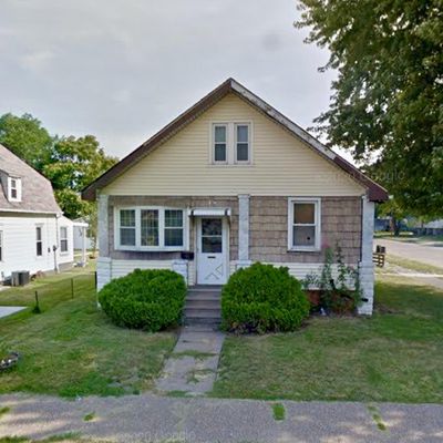 1559 10 Th Ave, East Moline, IL 61244