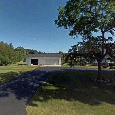 157 E Whitefeather Rd, Pinconning, MI 48650