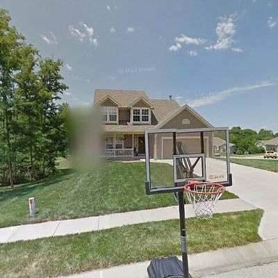 15712 N Chestnut St, Smithville, MO 64089