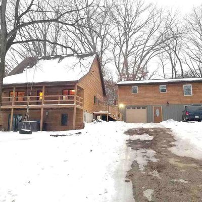 15746 3 Mile Rd, Savanna, IL 61074