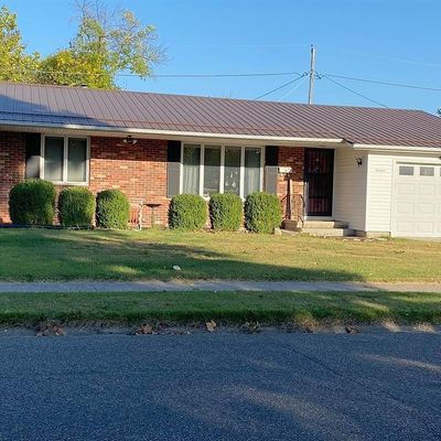 16 Oak Dr, Fort Madison, IA 52627