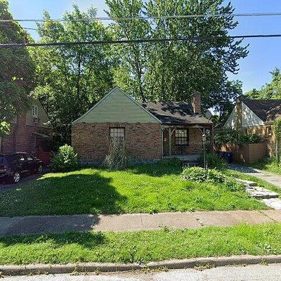 16 Patricia Ave, Saint Louis, MO 63135