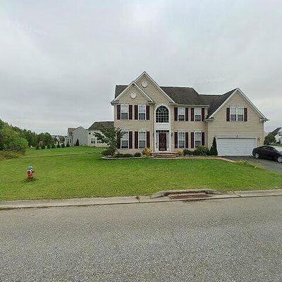 160 Arrowood Dr, Smyrna, DE 19977