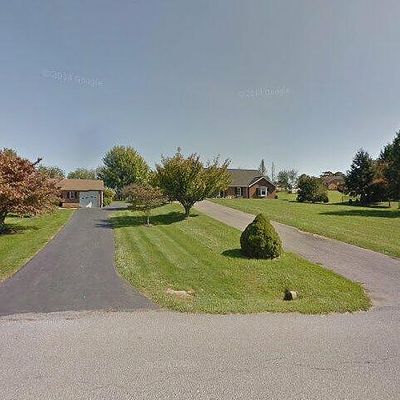 160 Van Mar Dr, Wytheville, VA 24382