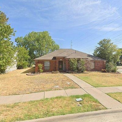 1601 Clydesdale Dr, Lewisville, TX 75067