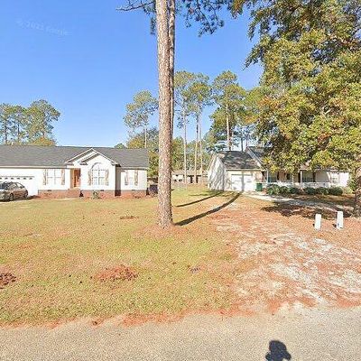 127 Dewberry Dr, Sylvester, GA 31791