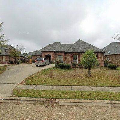 127 Fairchild Cv, Canton, MS 39046