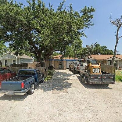 127 S 9 Th St, Aransas Pass, TX 78336