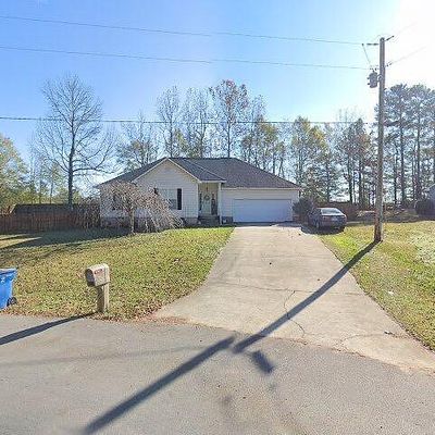 128 Dorothy St, Albertville, AL 35950