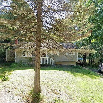 13 Upper Notch Rd, Sussex, NJ 07461