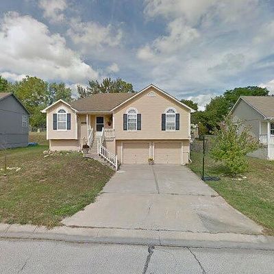 1303 Deena St, Pleasant Hill, MO 64080