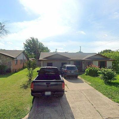 1303 New Haven St, Arlington, TX 76011