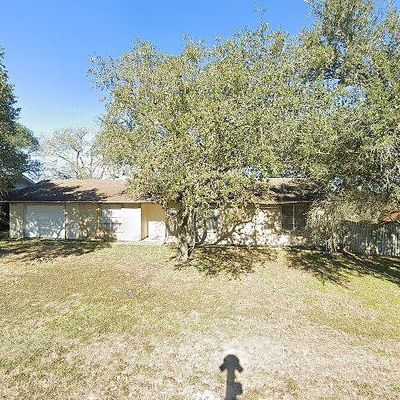 1314 Tracey St, George West, TX 78022