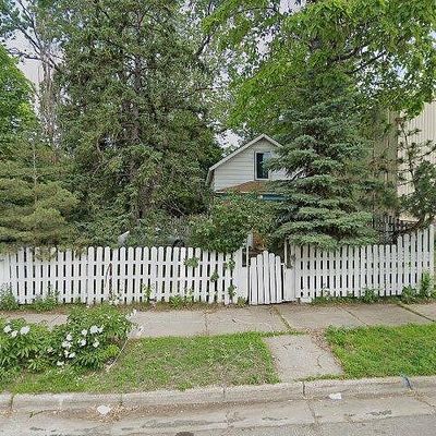 1318 E 23 Rd St, Minneapolis, MN 55404