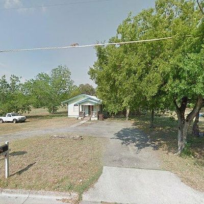 1319 Pecos St, Lockhart, TX 78644